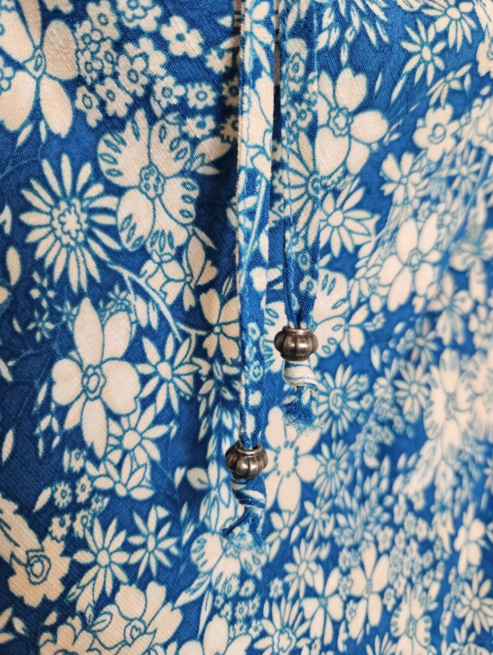 Free People Bon Voyage Midi Dress M Floral Boho Keyhole Smocked Blue Combo - Picture 6 of 15
